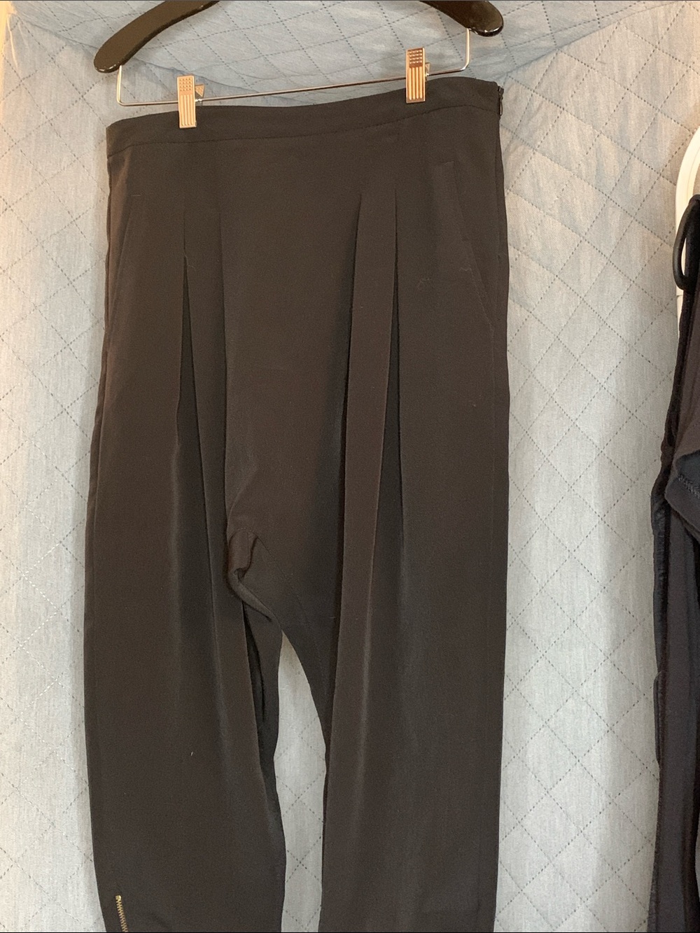 #223 Zara Black Pleated Jogger Sweatpants